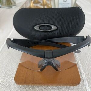 ESS Black and Gray VR Glasses with Case